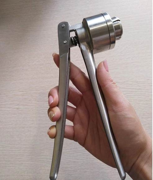 Bán Kìm xiết nắp nhôm