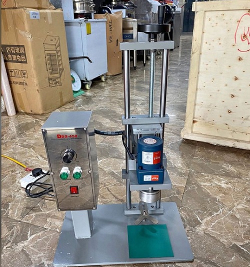 máy đóng nắp chai DDX 450