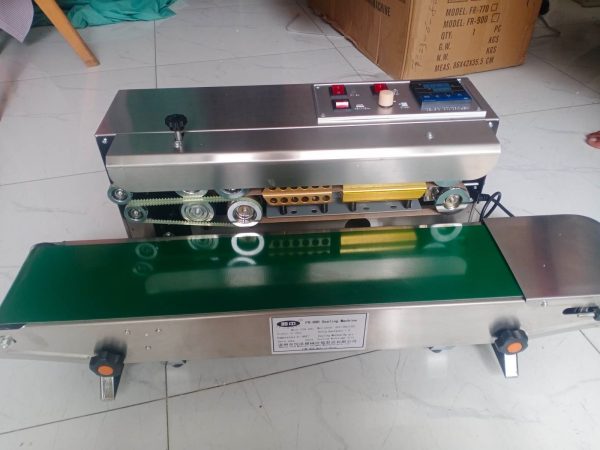 Máy hàn miệng túi liên tục FR-900 vỏ inox